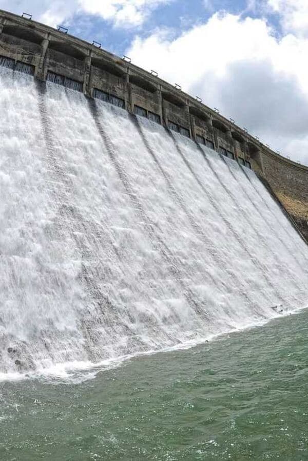 大潭篤水壩底 (Tai Tam Tuk Dam Base)